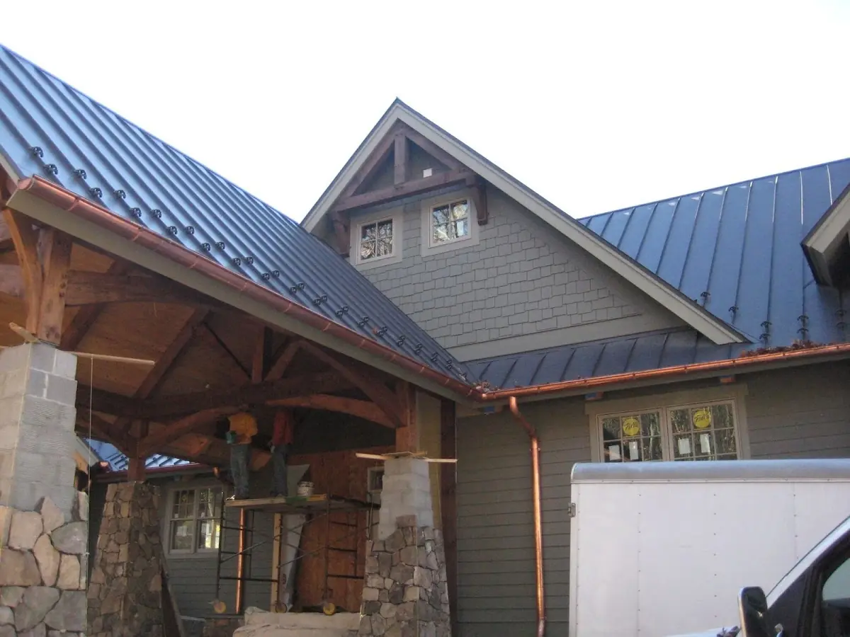 Craftsman Roofing team delivering quality roofing work in Rochelle
